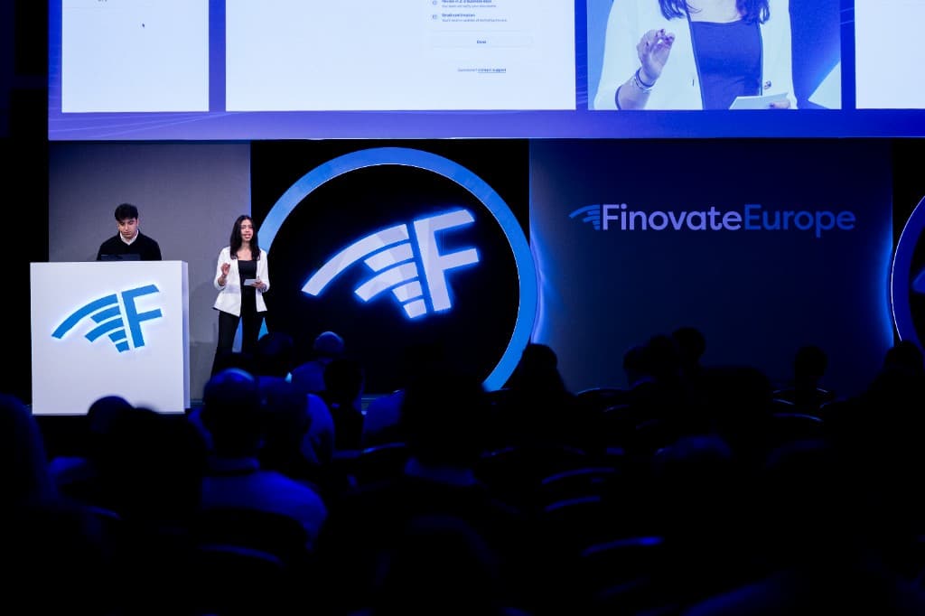Syntex demoing at Finovate London